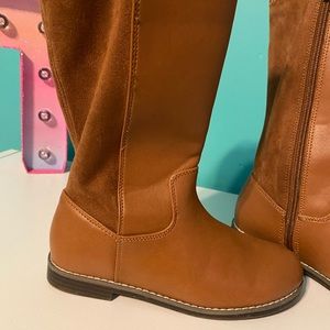 Old Navy Tan boots